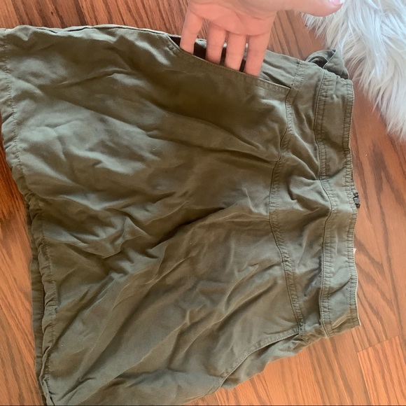 🚨SOLD🚨Forever 21 olive green skirt size S - Picture 5 of 10